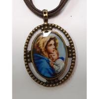 MEDALLA c/ Cordon Virgen con Niño Modelo Nº 2  3.5 x 3 cm ...