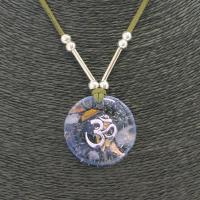 Collar Orgon Om Verde (3,7 cm Ajustable)