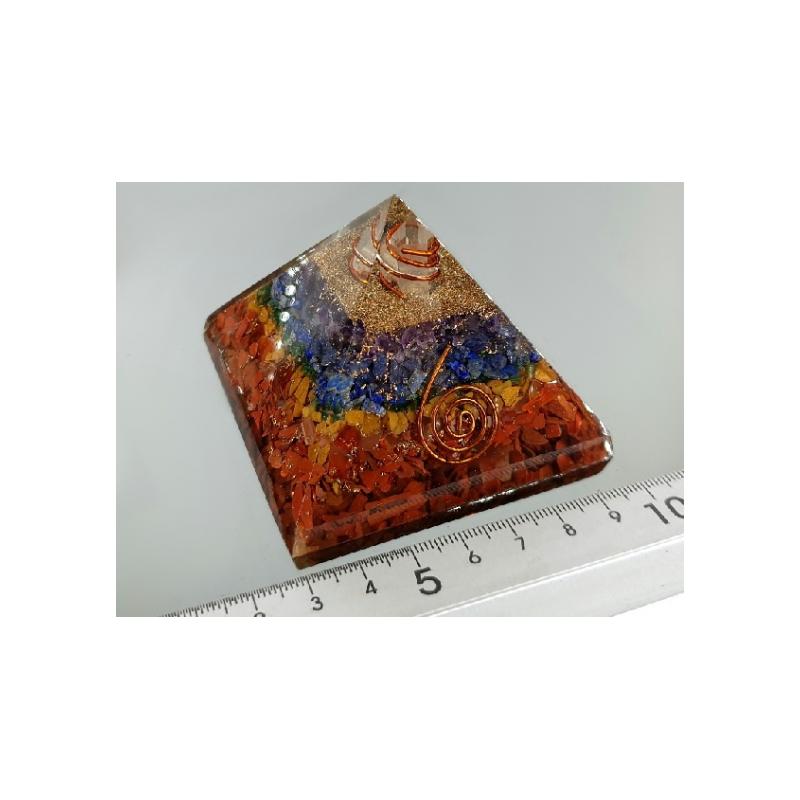 Orgon Piramide 7 chakras 9 x 9 cm